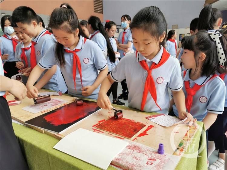 记者:森林致信霍华德-韦伯,询问托尼任意球前移动皮球事宜